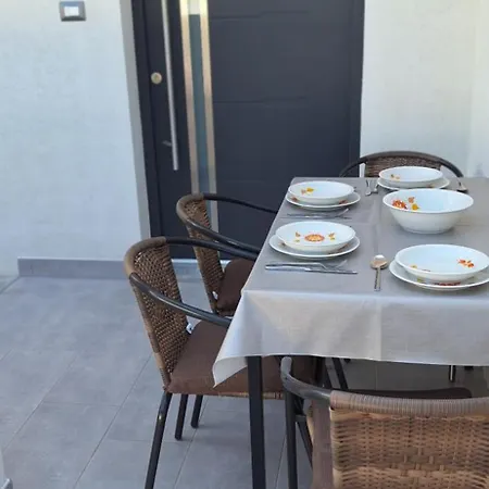 Apartment Roko *