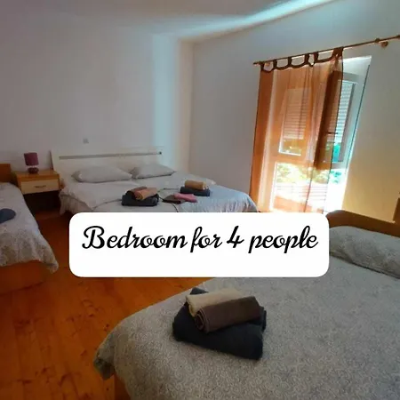 Roko Apartment *